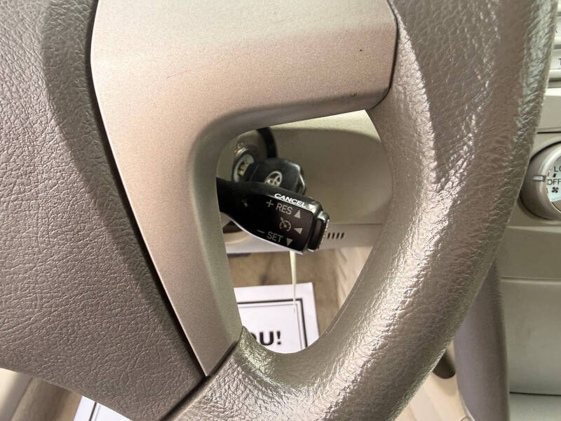 2010 Toyota Camry LE