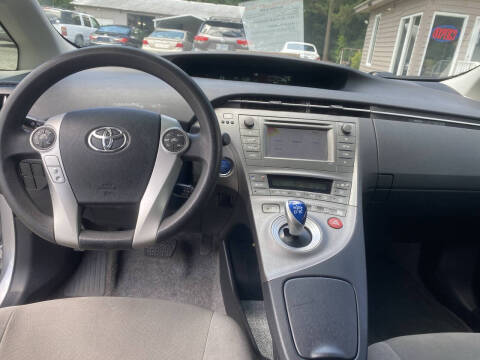 2013 Toyota Prius Three
