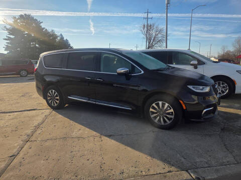 2022 Chrysler Pacifica Hybrid Limited