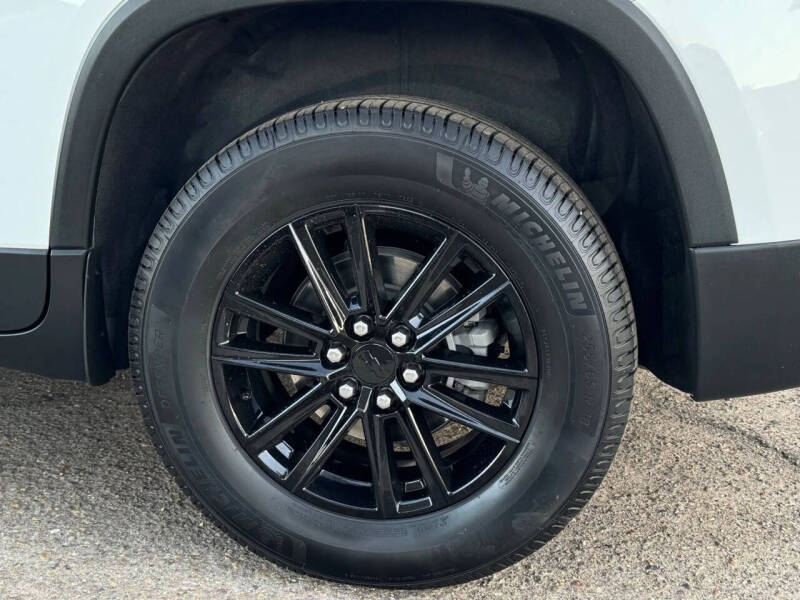 2022 Chevrolet Traverse LT Leather