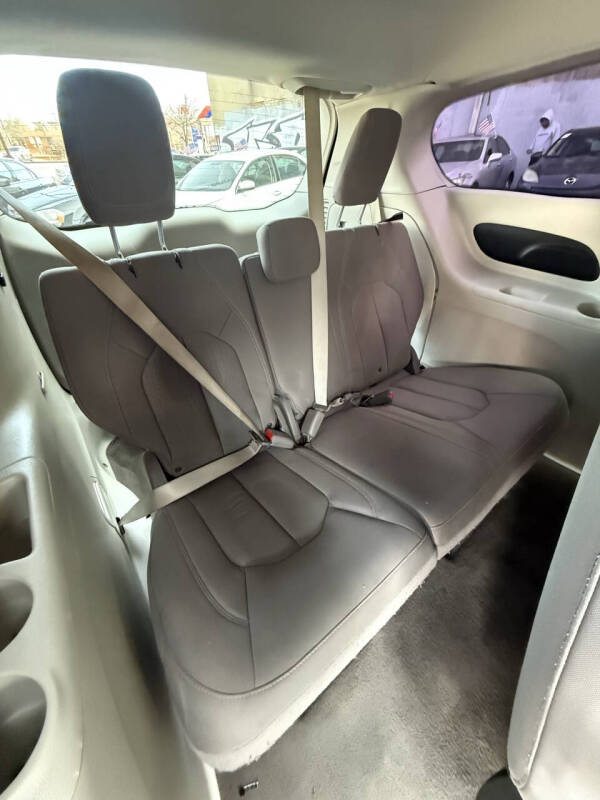 2018 Chrysler Pacifica L