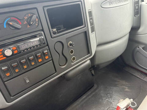 2005 International DuraStar 4200