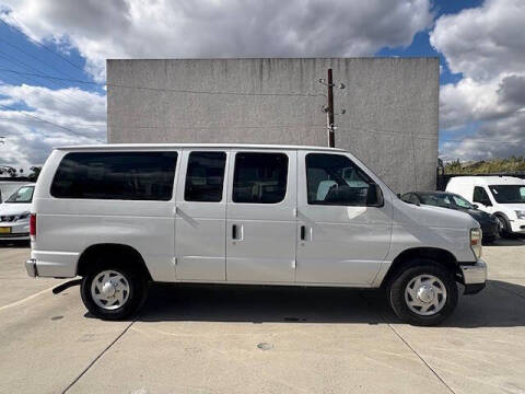 2013 Ford E-Series E-350 SD XL