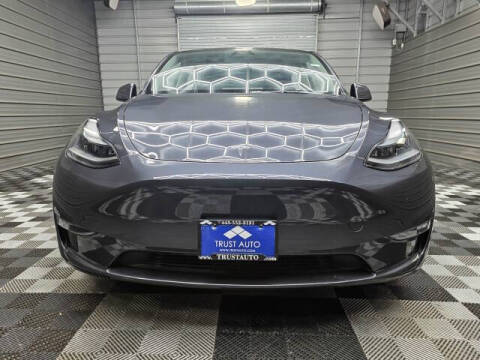 2025 Tesla Model Y Long Range