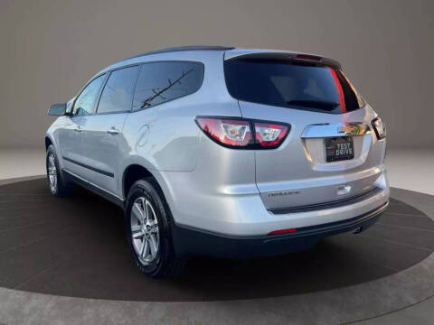 2017 Chevrolet Traverse LS