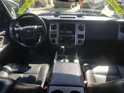 2017 Ford Expedition EL XLT