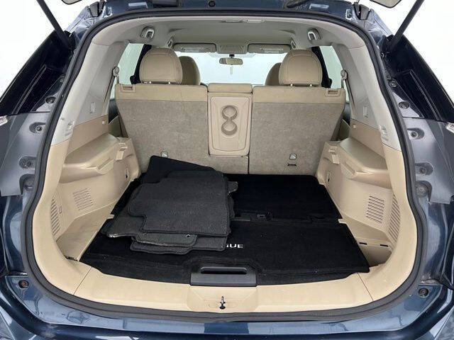 2016 Nissan Rogue SV