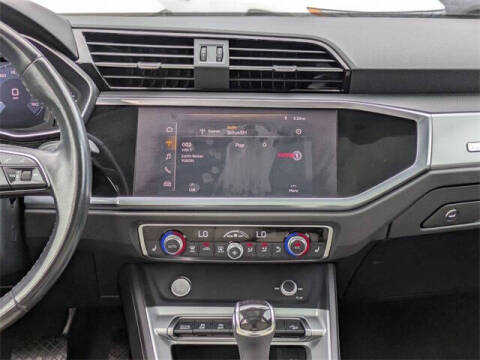 2020 Audi Q3 quattro Premium 45 TFSI