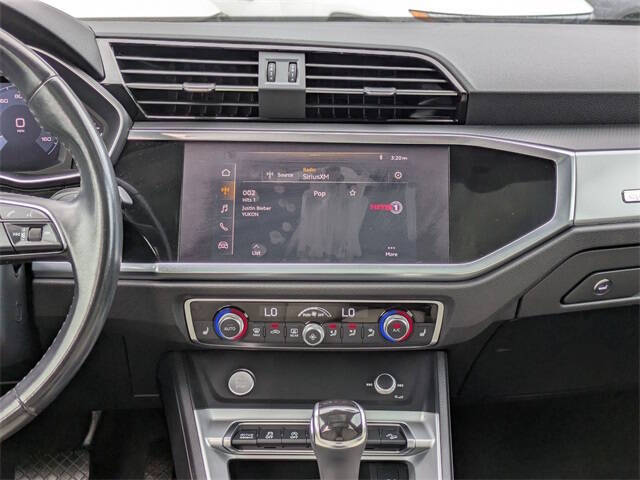 2020 Audi Q3 quattro Premium 45 TFSI