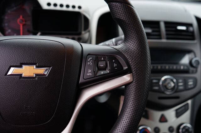 2015 Chevrolet Sonic LT Auto