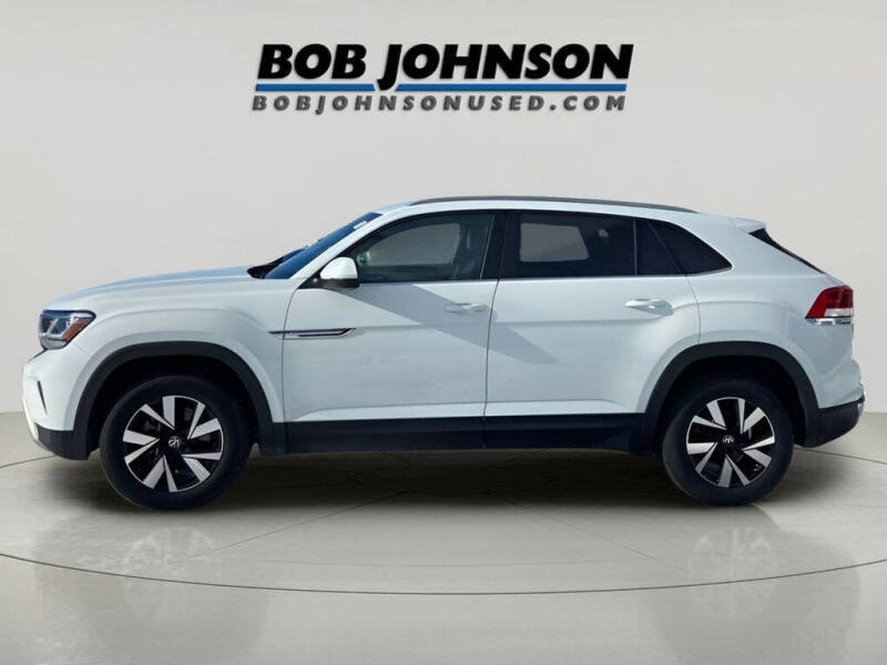 2022 Volkswagen Atlas Cross Sport SE 4Motion