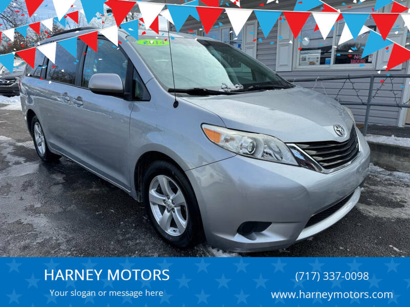 2014 Toyota Sienna for sale at HARNEY MOTORS in Gettysburg PA