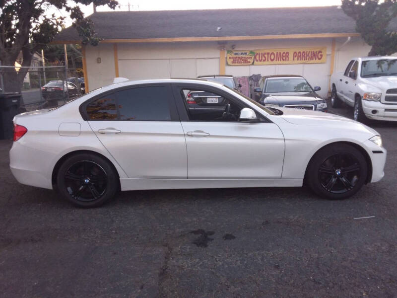 2013 BMW 3 Series 328i
