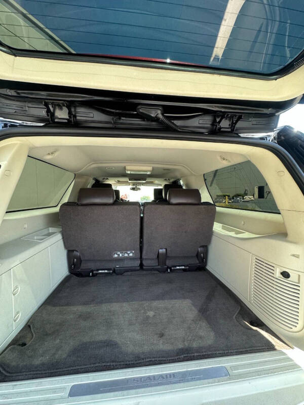 2014 Cadillac Escalade ESV Platinum