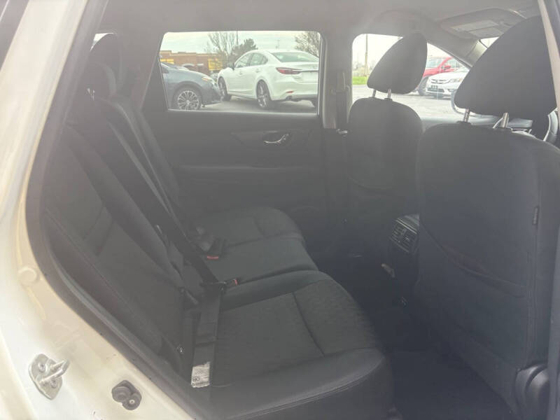 2019 Nissan Rogue S