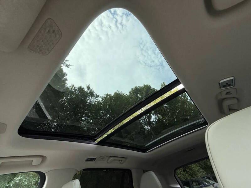 2022 Volvo XC90 T6 Inscription 7-Passenger