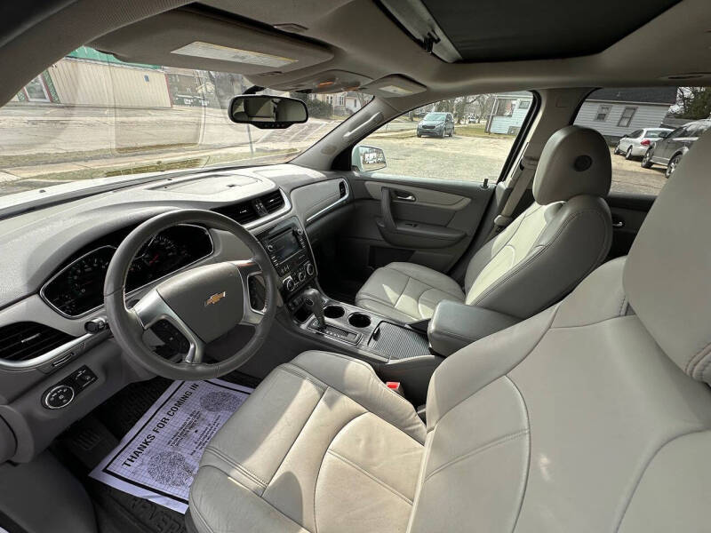 2017 Chevrolet Traverse LT