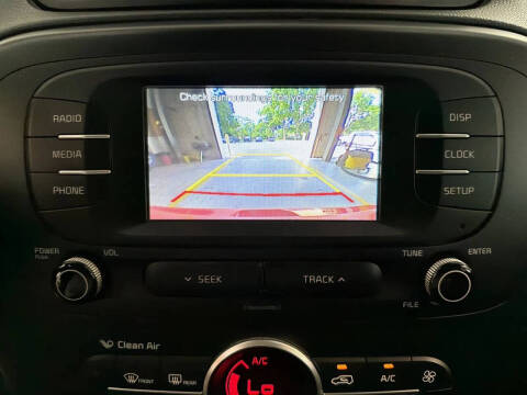 2017 Kia Soul +