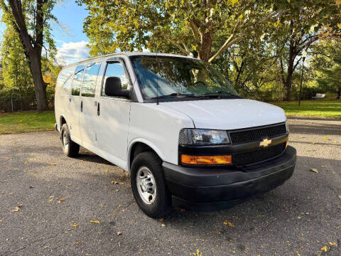 2019 Chevrolet Express 2500
