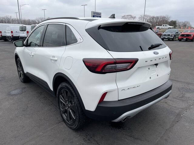 2024 Ford Escape Platinum