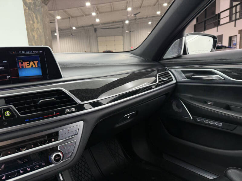 2016 BMW 7 Series 750i xDrive