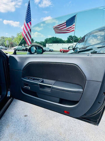 2012 Dodge Challenger SXT Plus