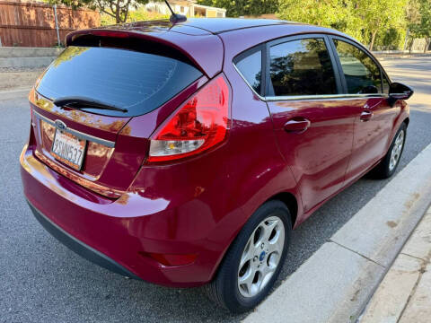2011 Ford Fiesta SES