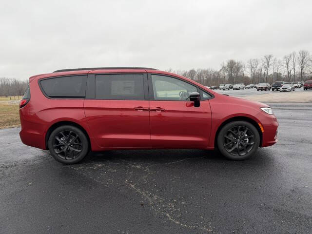 2026 Chrysler Pacifica Limited
