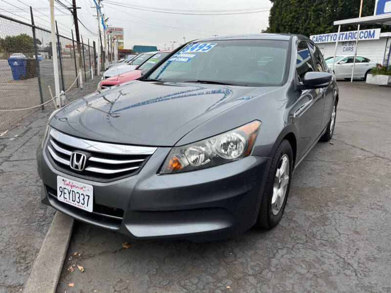 2012 Honda Accord LX photo 2