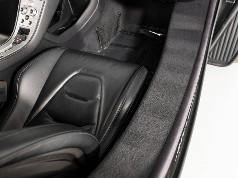 2012 McLaren MP4-12C