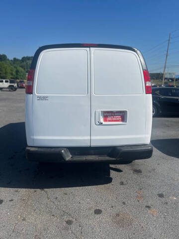 2017 Chevrolet Express 2500