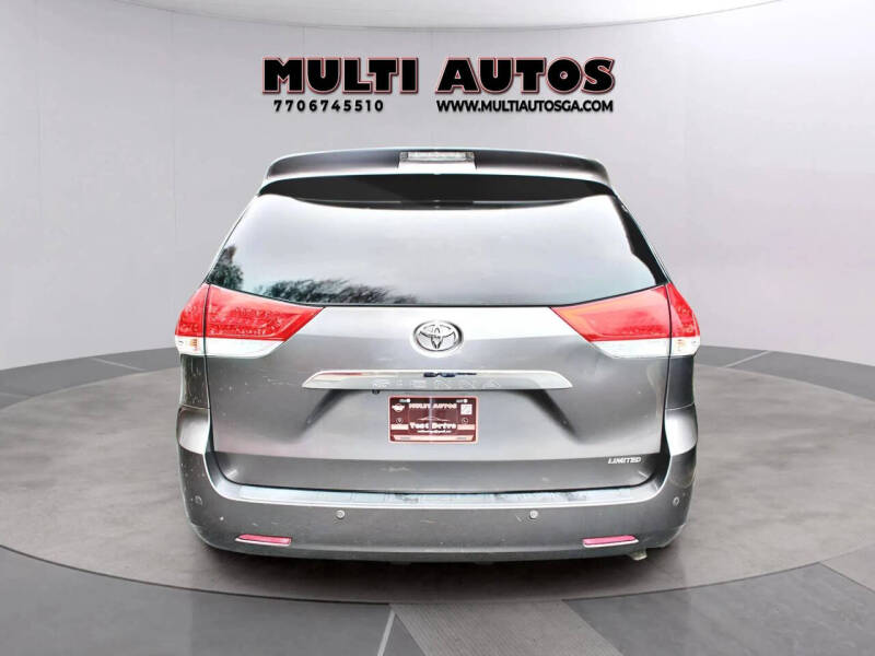 2011 Toyota Sienna Limited 7-Passenger
