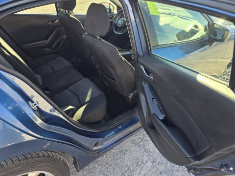 2017 Mazda MAZDA3 Sport