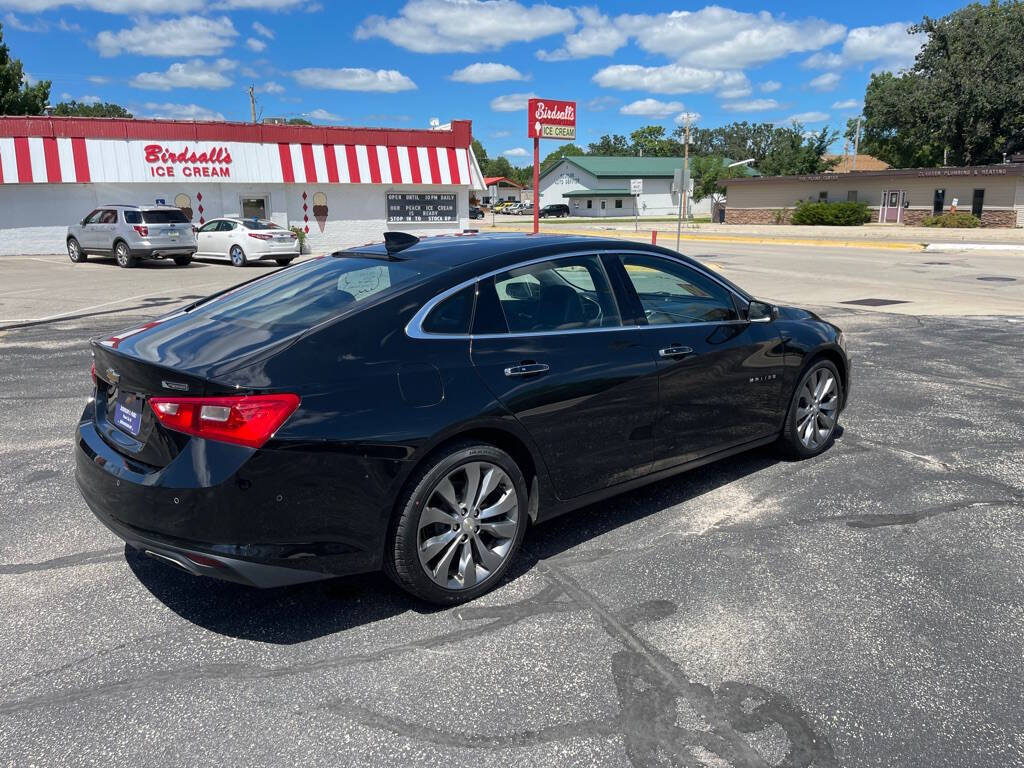 2017 Chevrolet Malibu for sale at Johnson's Auto in Mason City, IA