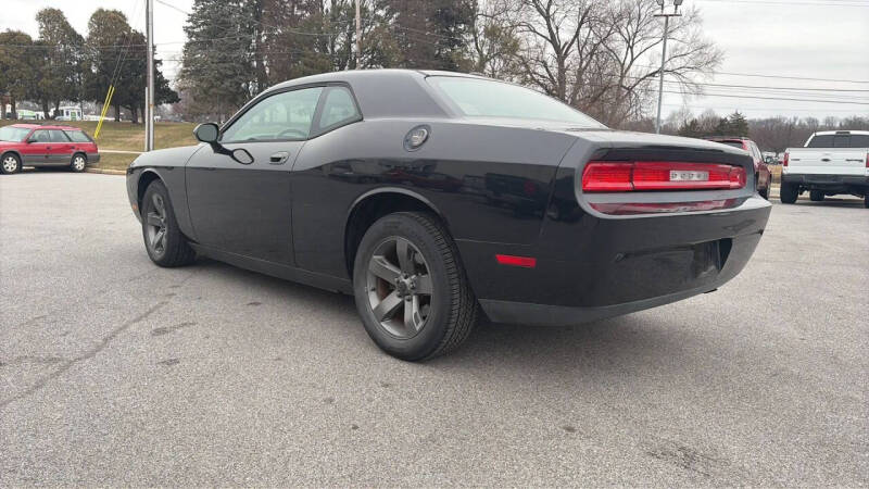 2009 Dodge Challenger SE