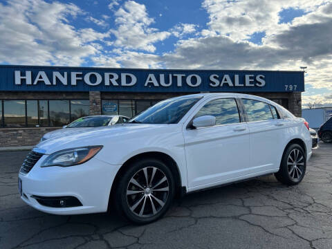 2013 Chrysler 200