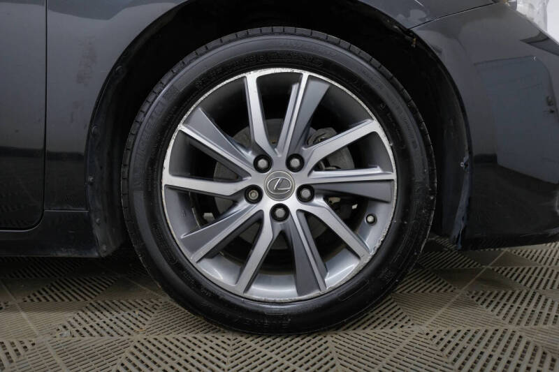 2017 Lexus ES 300h