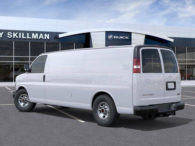 2026 GMC Savana 2500