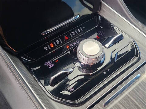 2023 Jeep Wagoneer Series III