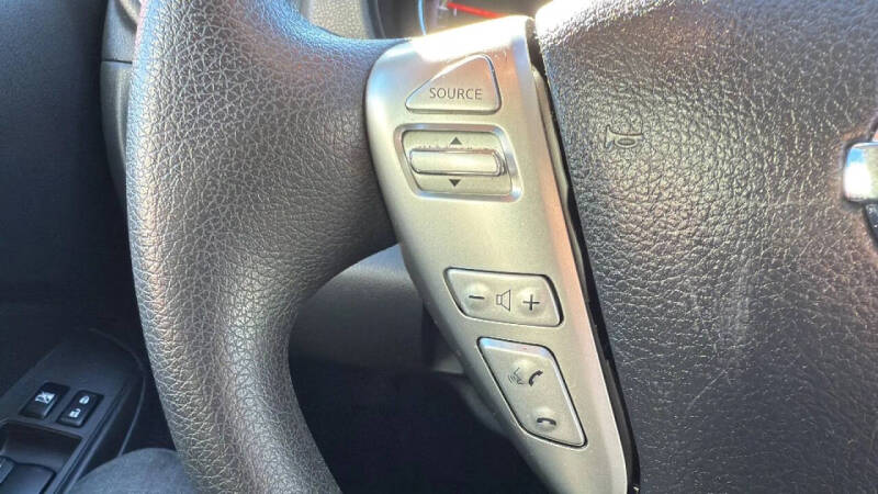 2015 Nissan Versa 1.6 S