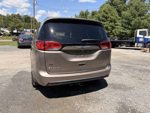 2018 Chrysler Pacifica Touring L