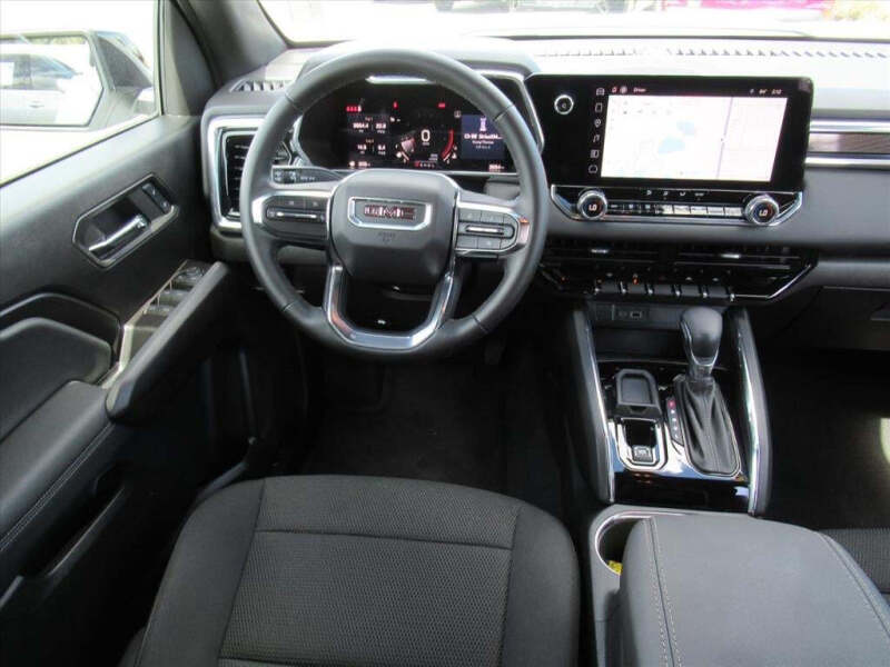 2024 GMC Canyon Elevation