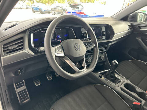 2023 Volkswagen Jetta Sport