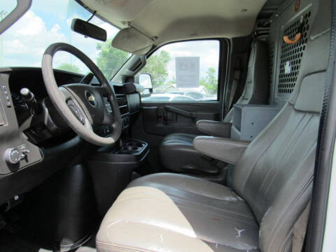 2017 Chevrolet Express 2500