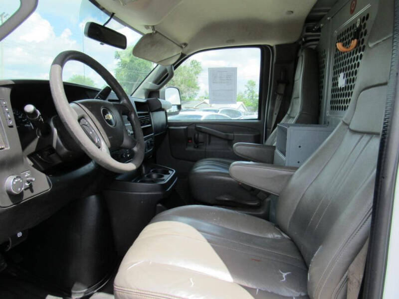 2017 Chevrolet Express 2500