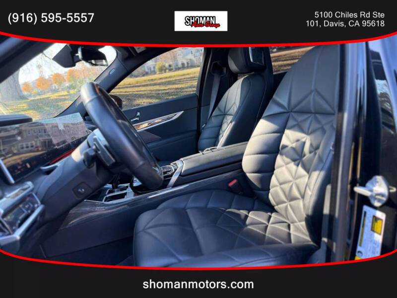 2023 BMW 7 Series 740i