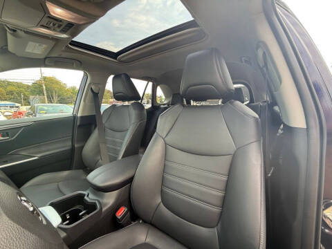 2024 Toyota RAV4 Hybrid XLE Premium