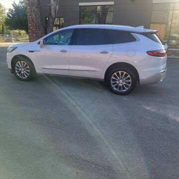 2018 Buick Enclave Essence