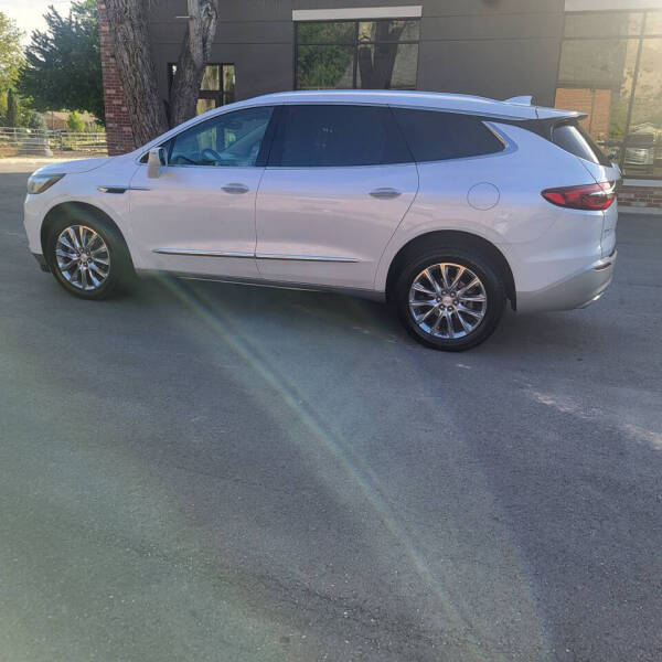 2018 Buick Enclave Essence
