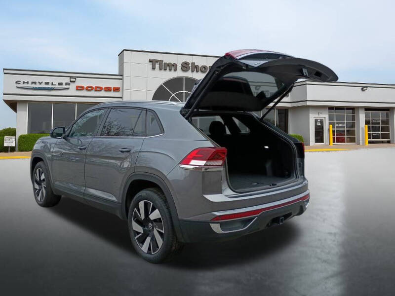 2025 Volkswagen Atlas Cross Sport SE 4Motion